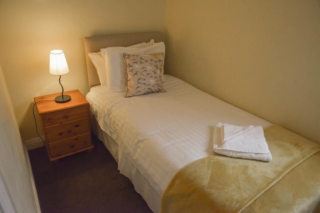 The Whitestonecliffe Inn Sutton  Δωμάτιο φωτογραφία